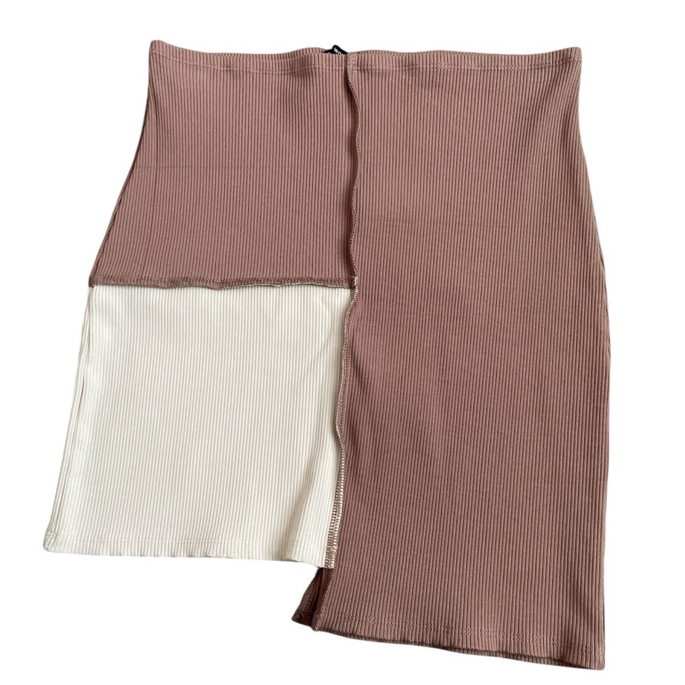 NWOT Womens Naked Wardrobe asymmetrical ribbed mini skirt. Size 1.